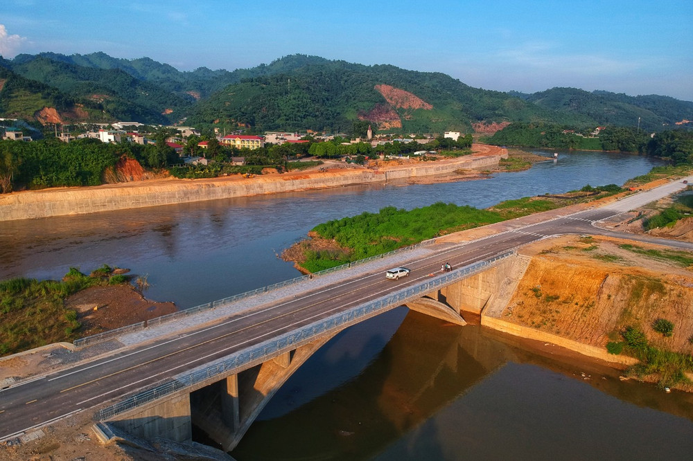 CẦU NGÒI ĐUM 2, TỈNH LÀO CAI