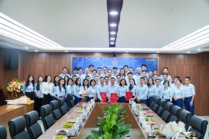 Lễ Công bố, Lãnh Đạo Công ty, quản lý